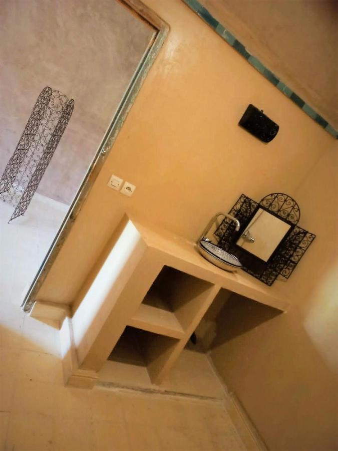 Riad Aman Скура Стая снимка